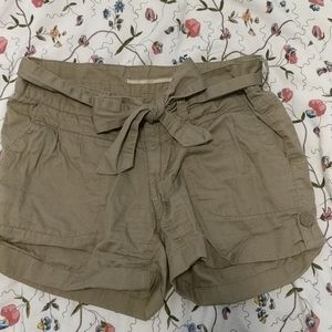 cargo shorts with belt